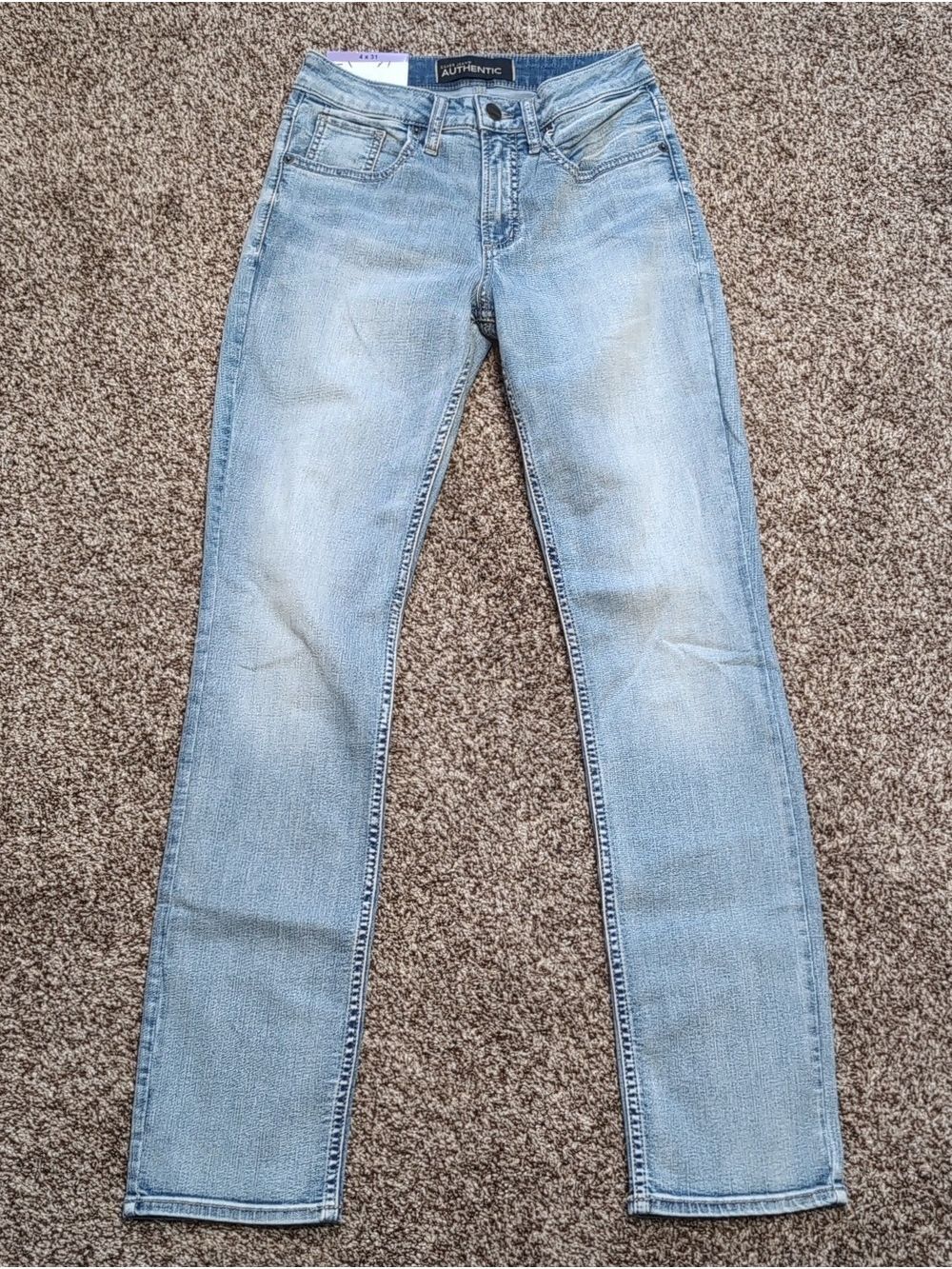 Silver Jeans The Curvy High Slim Straight Size 4x31 NEW
